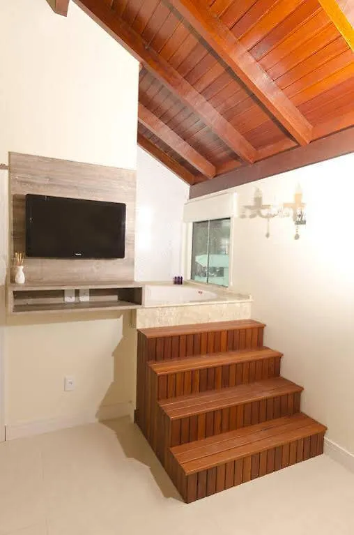 Pousada Retiro Das Ilhas Bombinhas Bed and Breakfast